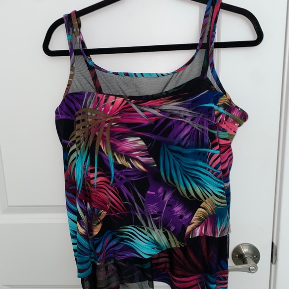 Miracle Suit Palm Leaf Mesh Tankini Top - Picture 2 of 4